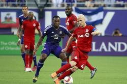 乐鱼体育网页版-势均力敌的足球比拼，胜负未定