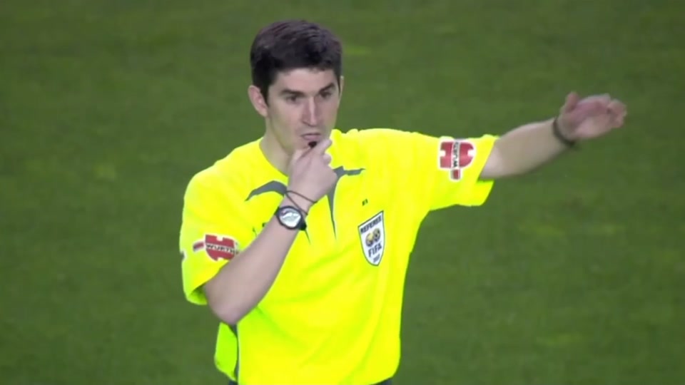 关于梅西帽子戏法领衔巴萨大胜皇马,巴萨取得西甲霸主地位的信息 关于梅西帽子戏法领衔巴萨大胜皇马,巴萨取得西甲霸主地位的信息