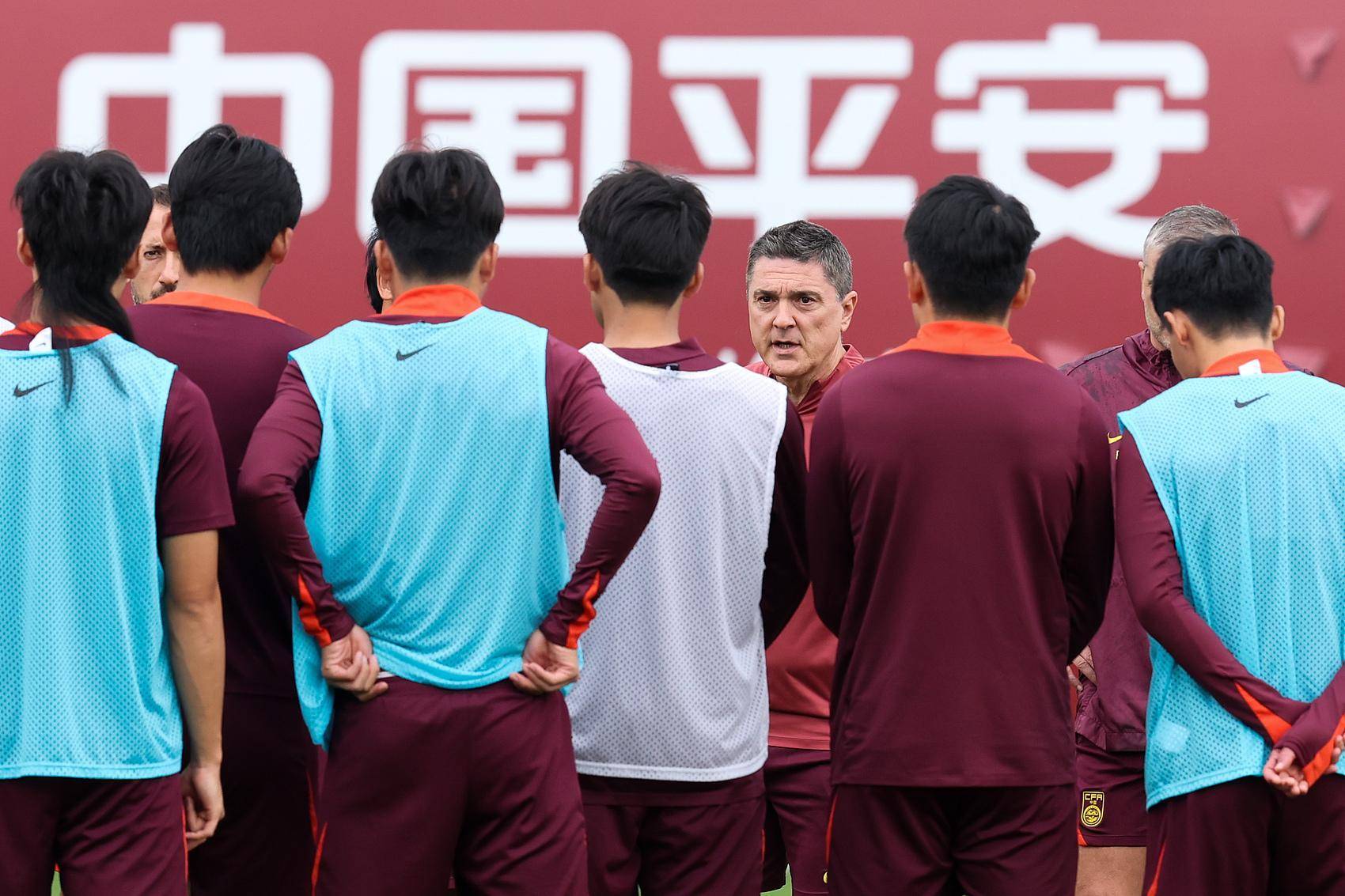 沙特阿拉伯2-1战胜北马约克苏门答腊