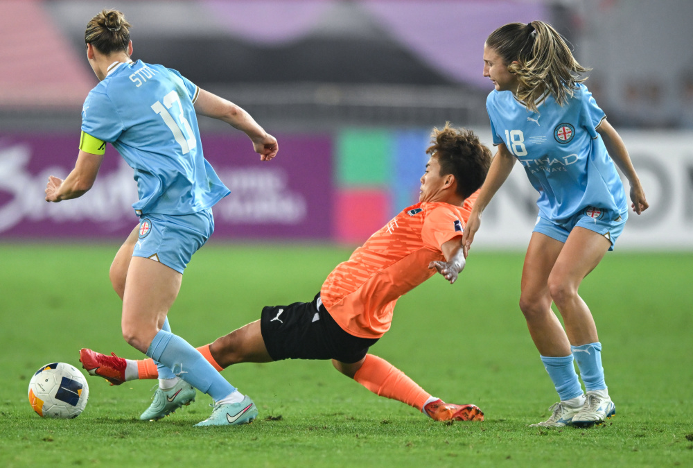 匈牙利女足积极备战,望风而动 匈牙利女足积极备战,望风而动