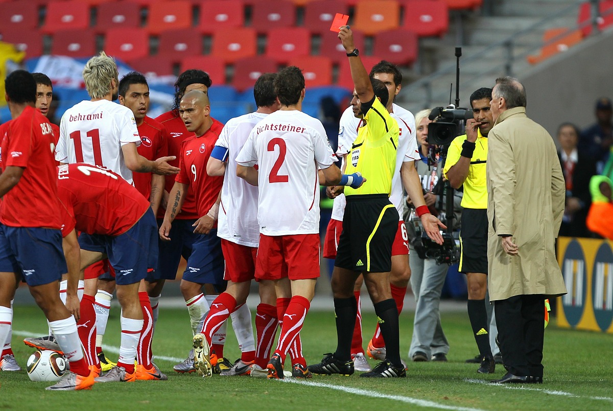 球场焦点，谁能成就传奇？的简单介绍